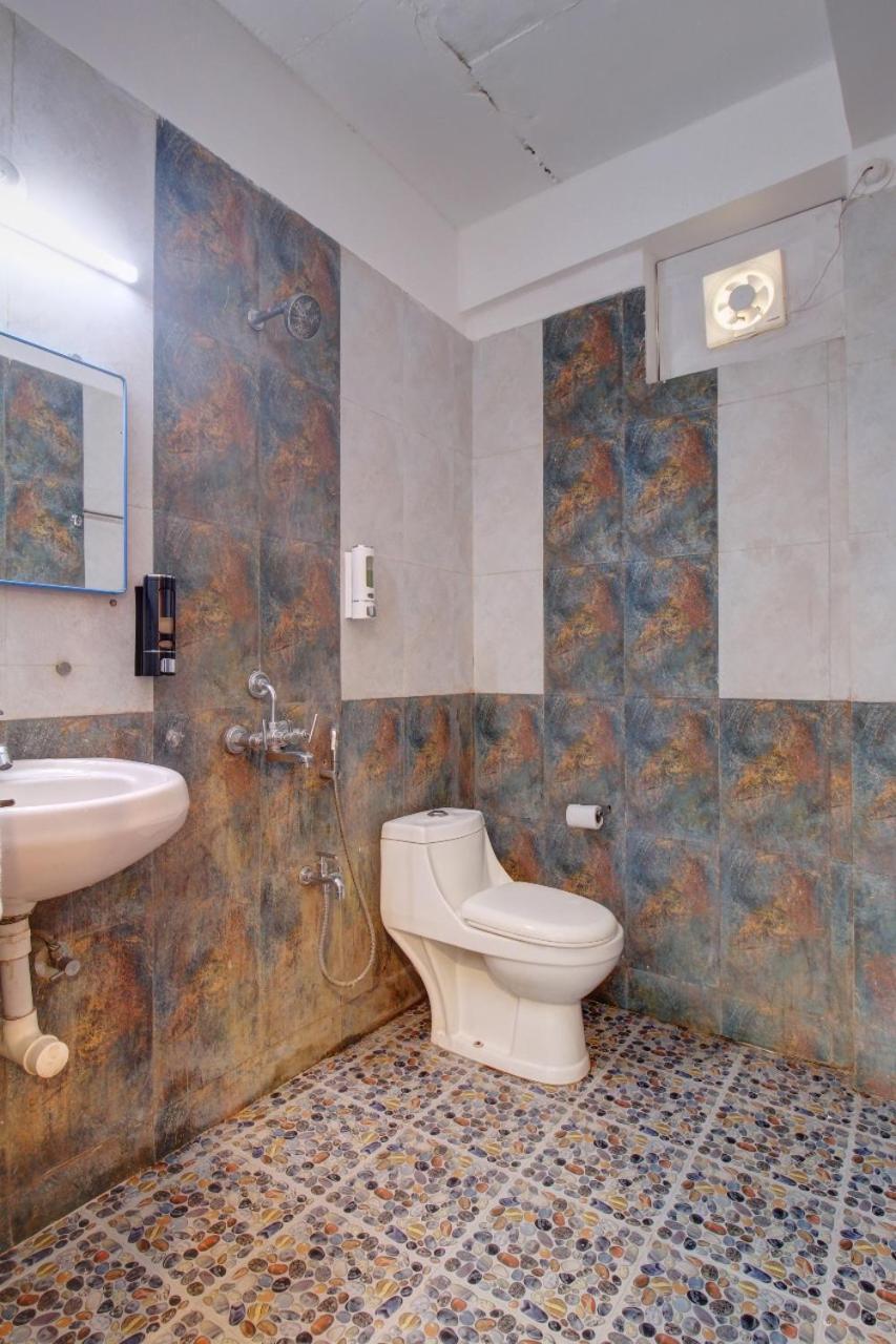 Hotel Pleasure Inn Near Turtle Beach Morjim Manage By Ld Group Of Hospitality Esterno foto