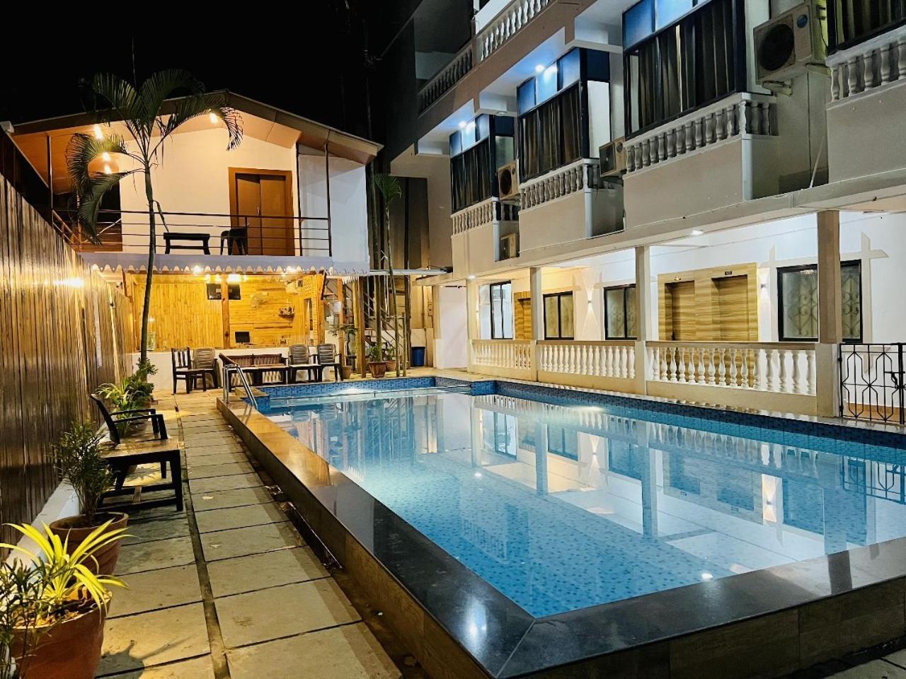 Hotel Pleasure Inn Near Turtle Beach Morjim Manage By Ld Group Of Hospitality Esterno foto